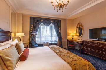 Номер Fairmont с кроватью размера 